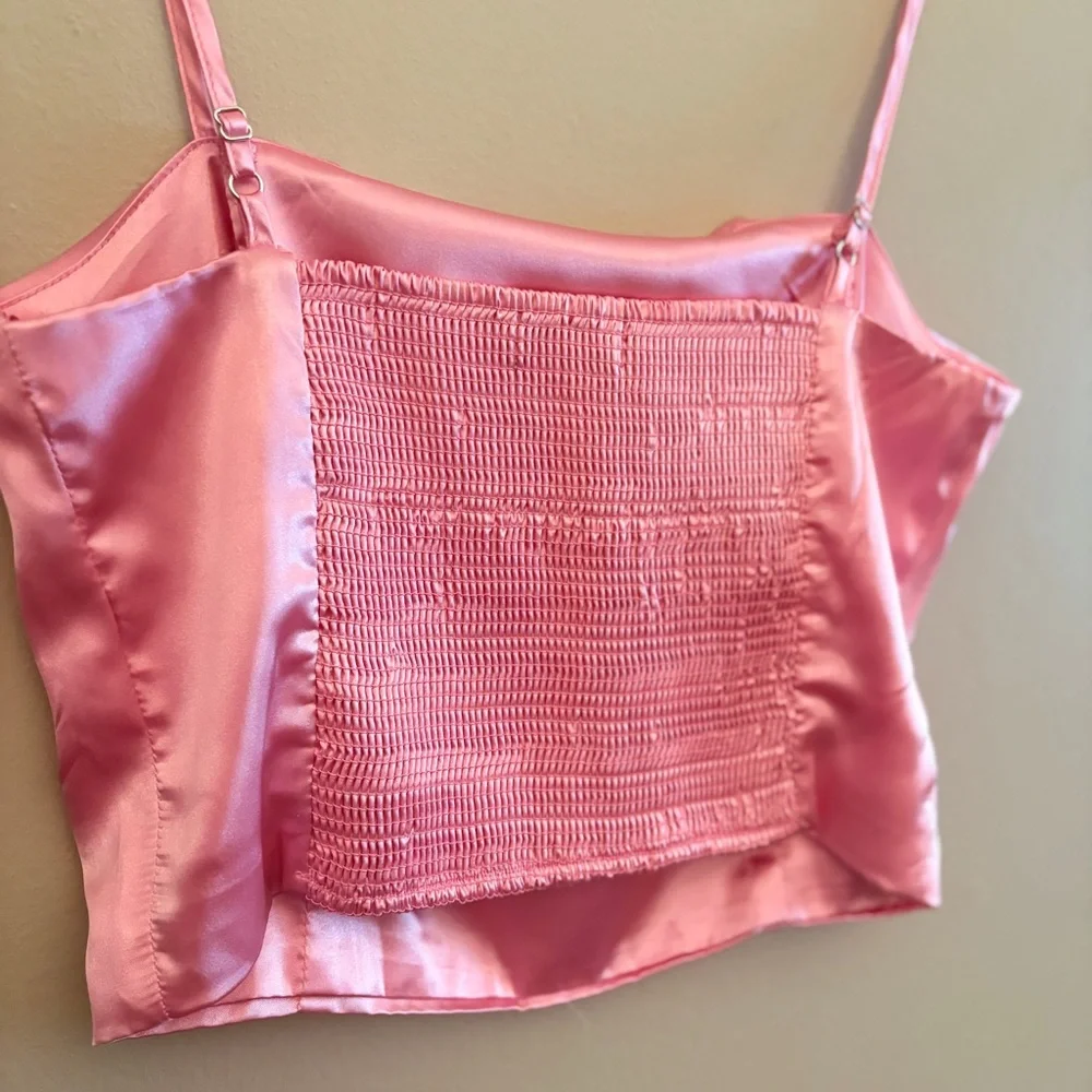 Wet Seal Pink Satin Bustier-Style Crop Top w Smocked Back – Size Medium EUC - Picture 7 of 10